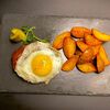 Бифштекс с запеченным картофелем в BBJ Grill & Bar по цене 29