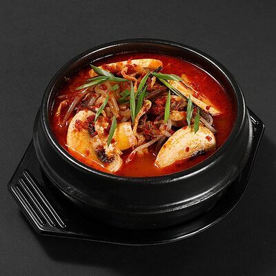 Юккедян в Momo Chicken Korean по цене 599 ₽
