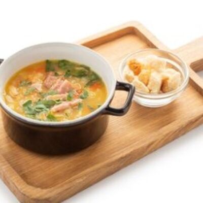 Гороховый суп с копченостями в Шоколадница по цене 410 ₽