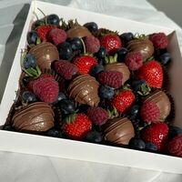 Клубника в шоколаде j в Allowberry