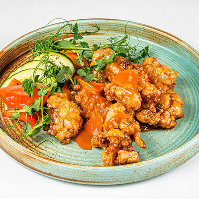 Цветная капуста в кисло-сладком соусе в Фёст по цене 340 ₽