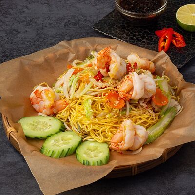 Яки рамен с креветками в Pho Dat Viet по цене 690 ₽