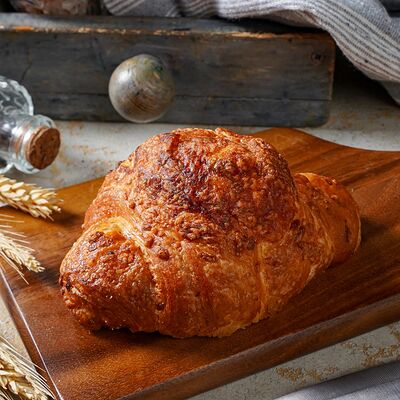 Круассан с ветчиной и сыром в Bakery street 307 по цене 205 ₽