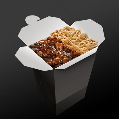 Говядина в перечном соусе с лапшой Wok в Большой ФО по цене 299 ₽