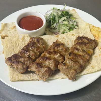 Люля-кебаб куриный в Сказка lounge по цене 450 ₽