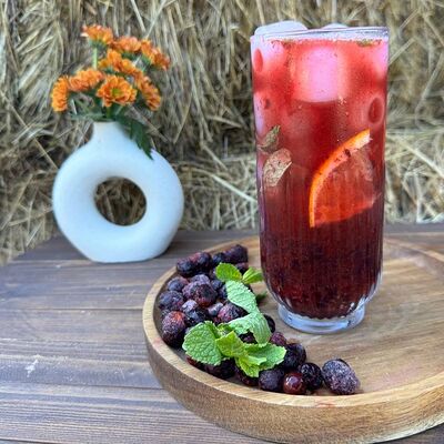 Лимонад черная смородинав По кофе по цене 350 ₽