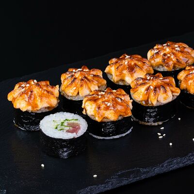 Запеченный тунец в СушиТаяки по цене 680 ₽
