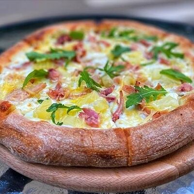 Пицца Гавайская в Гастропаб Ёж по цене 900 ₽