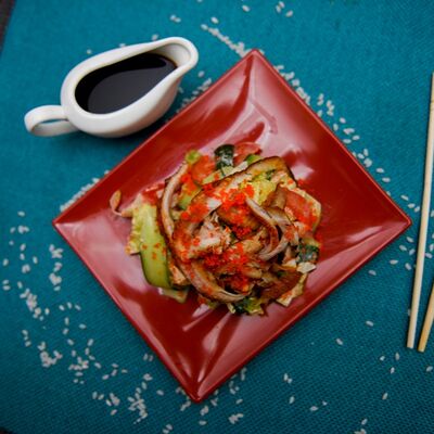 Салат Фреш с угрем в Sushi LeGo по цене 379 ₽