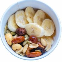Каша овсяная с орехами и бананом в YOURTIME