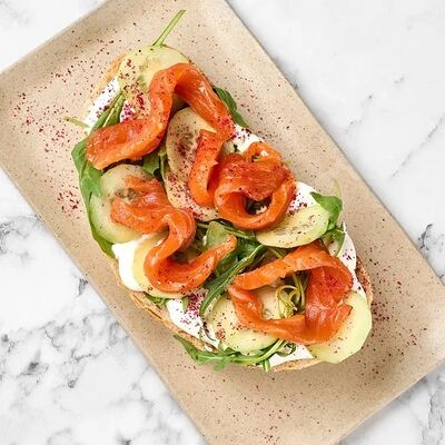 Брускетта с форелью и сливочным кремомв Mikemolly по цене 735 ₽