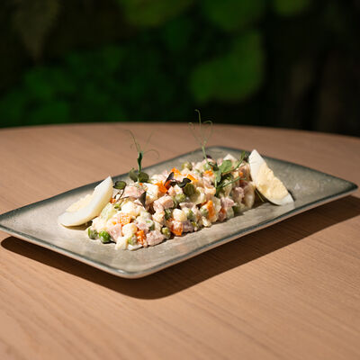 Салат Оливьешка в Наша хвоя по цене 310 ₽