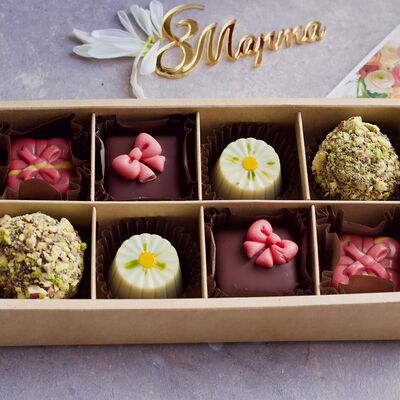 Конфеты в подарокв Chocoton по цене 1550 ₽