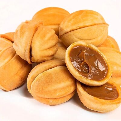 Орешки с вареной сгущенкой в Буханка по цене 45 ₽