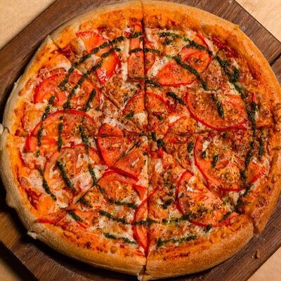 Пицца Маргаритав Co.mein по цене 720 ₽