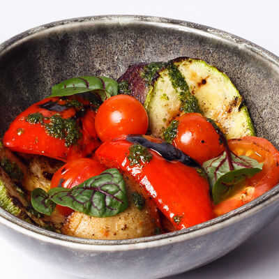 Овощи гриль в Уголь по цене 490 ₽