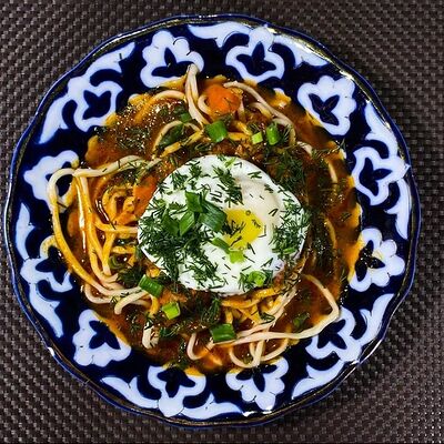 Каурма лагман в Kebab King Halal по цене 330 ₽