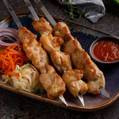 Шашлык из курицы по-узбекски в Баклажан в ТЦ 
