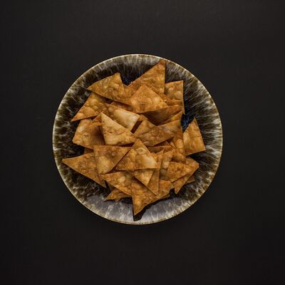 Чипсы собственного приготовления в Шашлычный дворик по цене 200 ₽