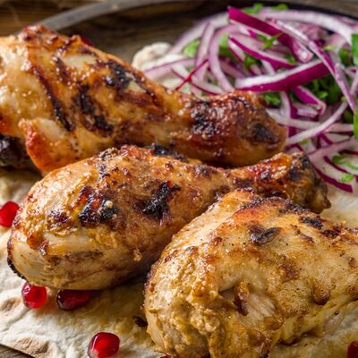 Шашлык из куриной голени в Шашлык - BBQ по цене 569 ₽