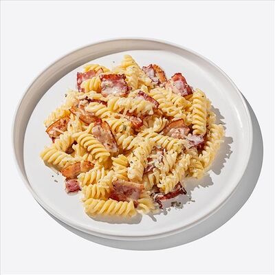 Паста Карбонара в Много лосося по цене 560 ₽