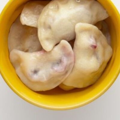 Вареники с вишней в КинзаЗа по цене 286 ₽