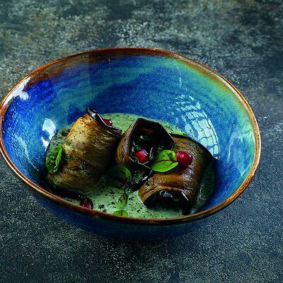 Рулетики со шпинатом и соусом Сотолия в ЛарисуВаннуХочу по цене 450