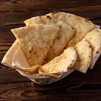 Фокачча с пармезаном в Luciano по цене 460 ₽