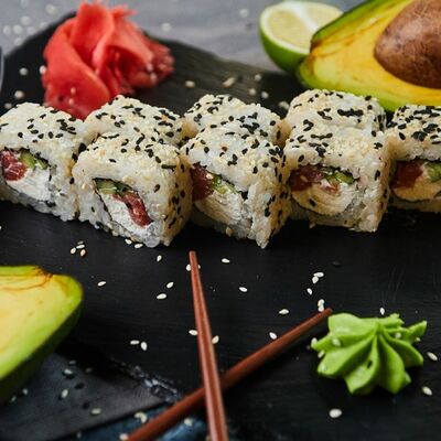 Сливочный ролл с лососем в Тайфун по цене 359