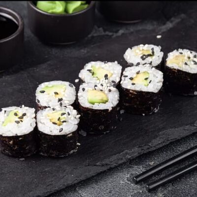 Мини-ролл Авокадо в Мёд по цене 139 ₽