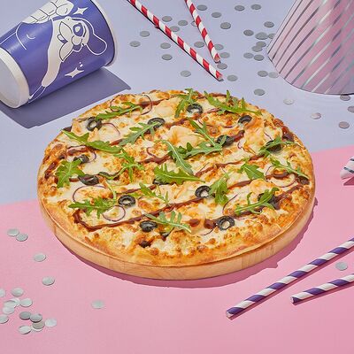 Пицца Гурмэ с креветкой 24 см в Dostaевский по цене 516 ₽