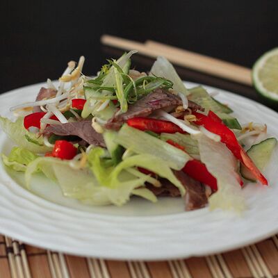 Говядина с овощами в Di An Pho по цене 400 ₽