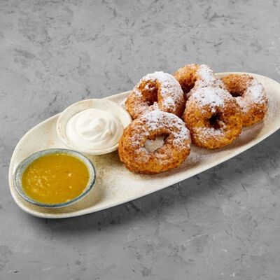 Творожные пончики со сметаной в Terra по цене 15 р.