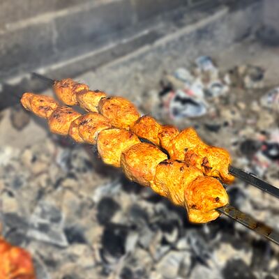 Шашлык из филе куриной грудки в Каракилис по цене 529 ₽