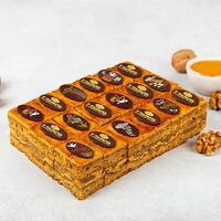 Медовая фантазия с грецким орехом пирожные-канапе в У Палыча. С пылу, с жару!