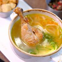Суп-лапша с куриной ножкой в Кокороко