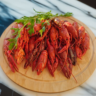 Раки Волжские отварные классические мелкие в Вкусноморье по цене 2290 ₽