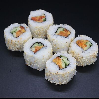 Спайси ролл с форелью в Офис клуб по цене 350 ₽