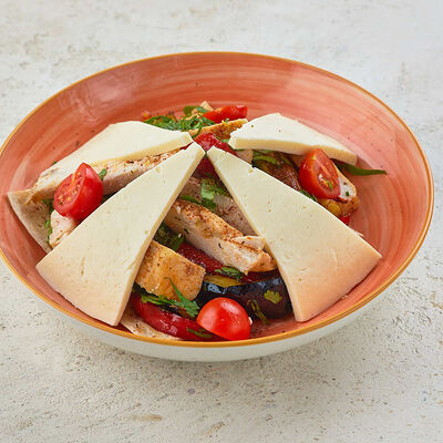 Теплый салат Грузия в Ели-Пили по цене 740 ₽