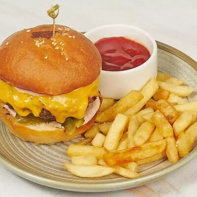 Мини-чизбургер в Tao Sushi Lab по цене 770 ₽