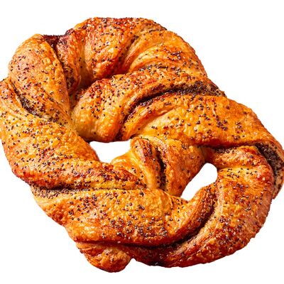 Крендель с маком в Пекарня Konigsbacker по цене 115 ₽