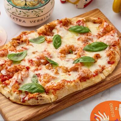 Пицца Маргарита в Osteria Dolce по цене 350 ₽