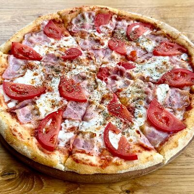 Пицца с бекономв Филин-термы по цене 650 ₽