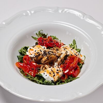 Тёплый салат с мидиями в Кафе Итальянцы по цене 640 ₽