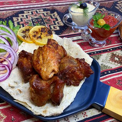 Шашлык из cвинoй шейки в Хоровац хаус по цене 400 ₽