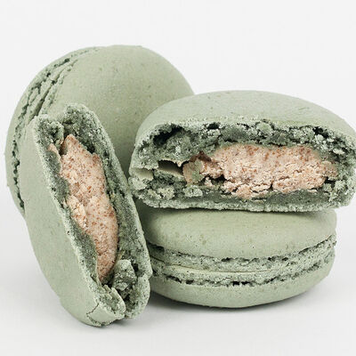 Макарон Дорблю, бородинский хлеб, мёд в Fastbento по цене 169 ₽