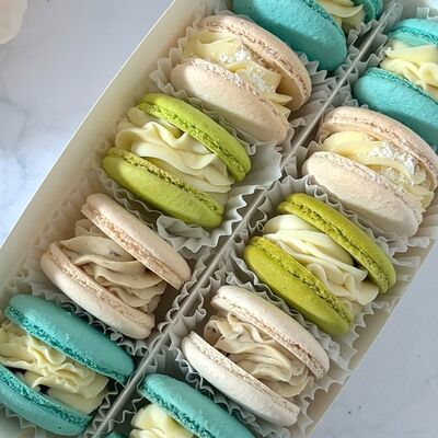 Макарон ассорти №3в Кондитерская Конфетка Питер по цене 1955 ₽