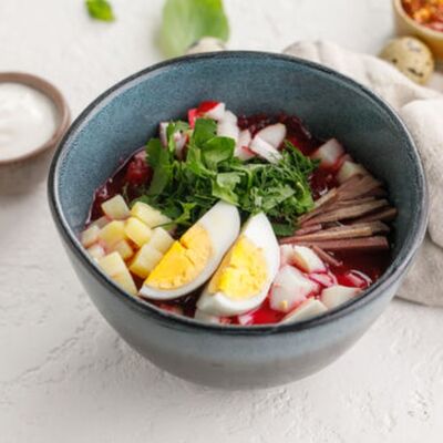 Свекольник с говядиной в Пряности & Радости на Васильевском по цене 490