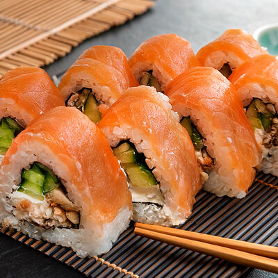 Роллы Кисэки в Yorokobi по цене 850 ₽