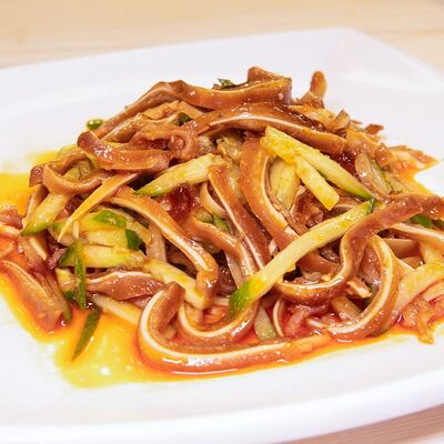 Салат из свиных ушек в Китайский фонарик по цене 500 ₽